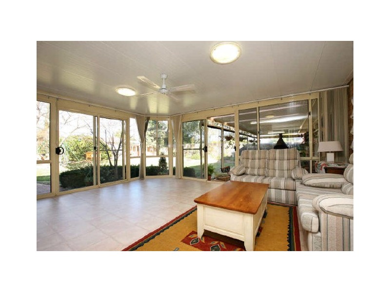 67 Lewis Luxton Avenue, Gordon ACT 2906