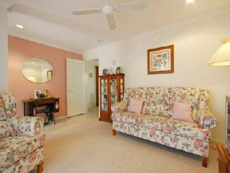 13 Stringybark Street, Jerrabomberra NSW 2619