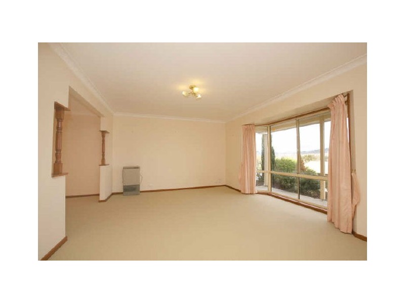 7 Hazlitt Glade, Gordon ACT 2906