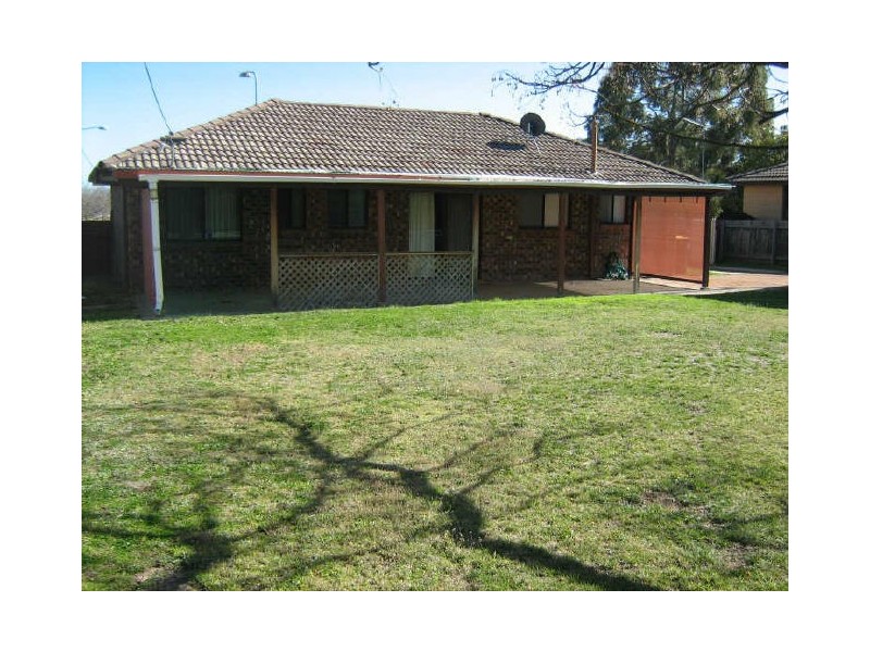 12 Heagney Crescent, Chisholm ACT 2905