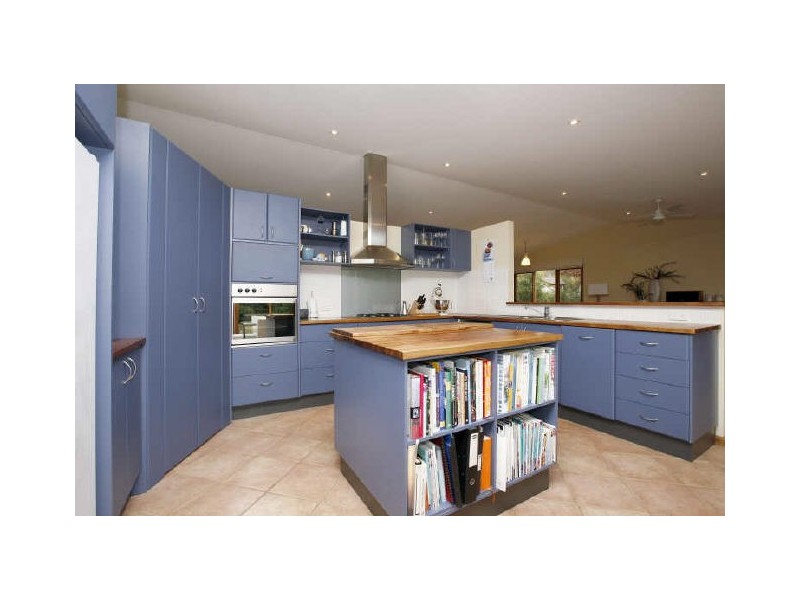 1 Boronia Drive, O’connor WA 6163