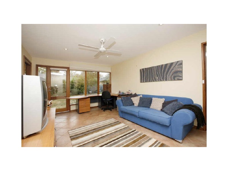 1 Boronia Drive, O’connor WA 6163