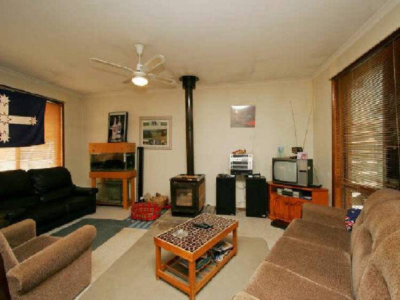 8 Trickett Place, Isabella Plains ACT 2905