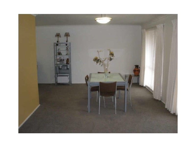 11 Snowball Place, Wanniassa ACT 2903