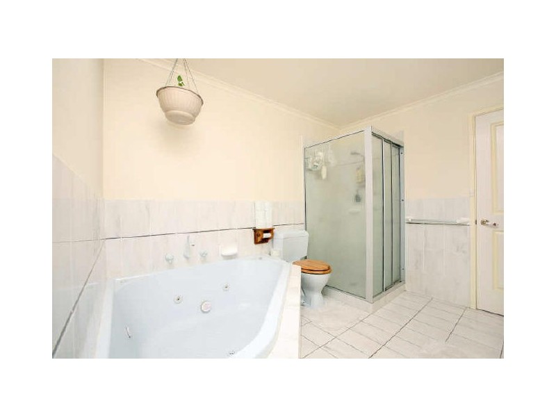 51 Downard Street, Calwell ACT 2905