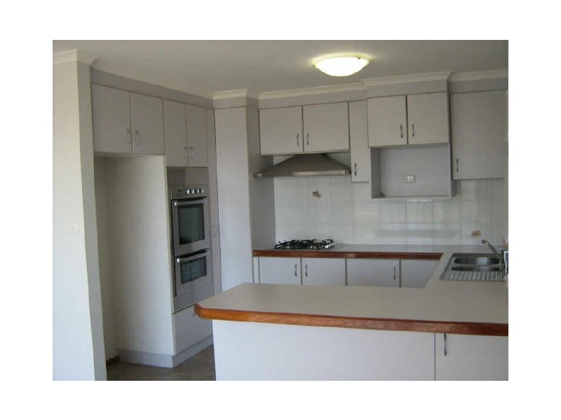 8/7 Purnell Place, Calwell ACT 2905