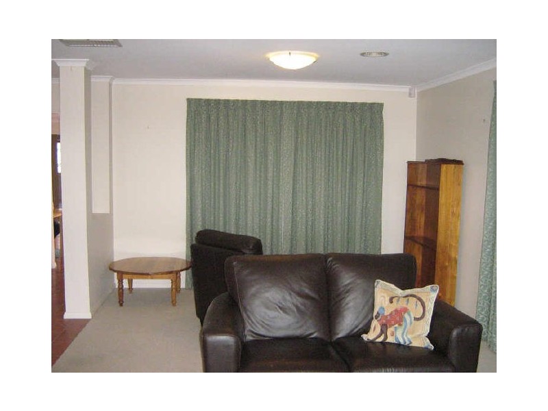 16 Angell Place, Banks ACT 2906