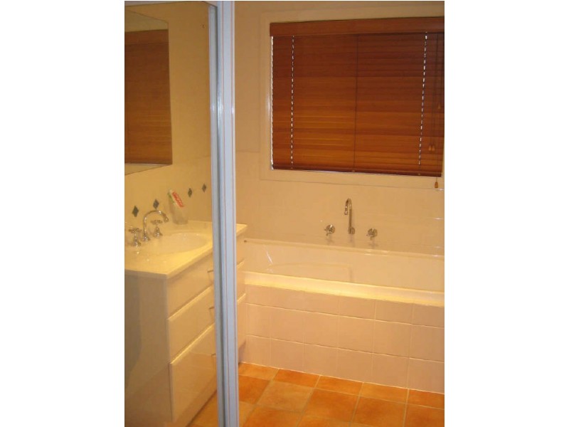 16 Angell Place, Banks ACT 2906