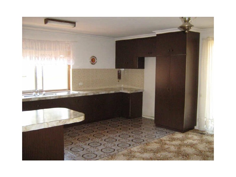 49 Langdon Avenue, Wanniassa ACT 2903