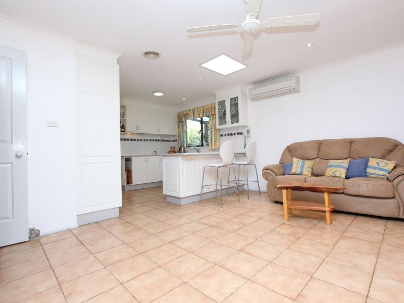 40 Hadleigh Circuit, Isabella Plains ACT 2905