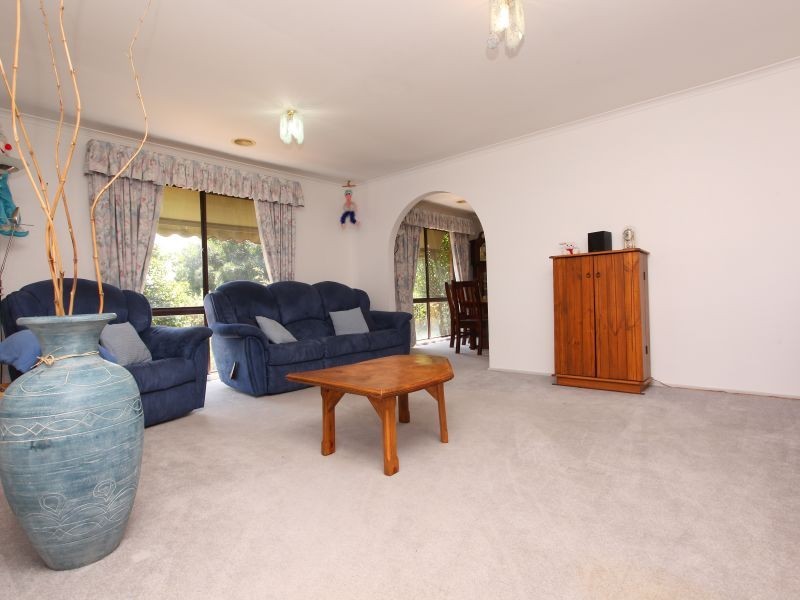 40 Hadleigh Circuit, Isabella Plains ACT 2905