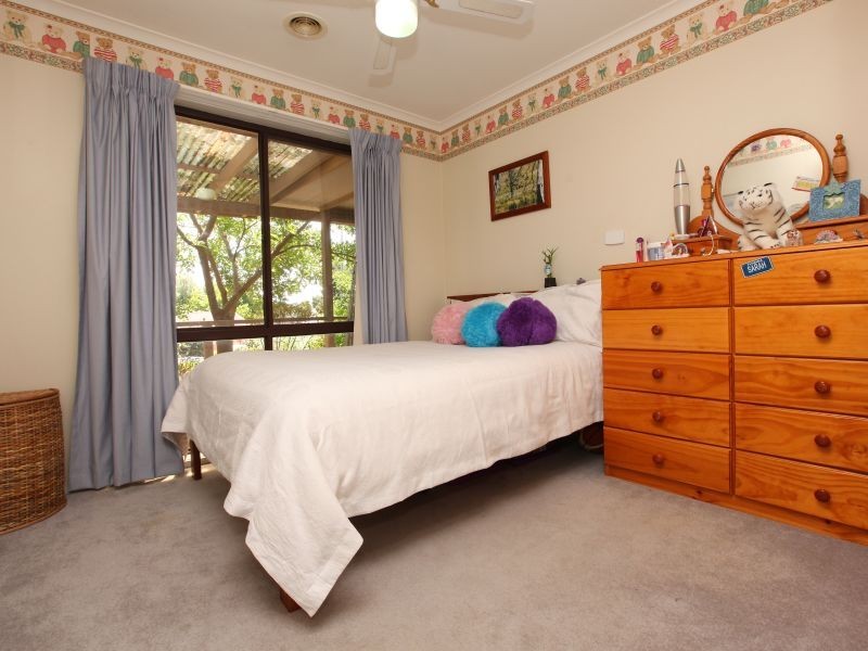 40 Hadleigh Circuit, Isabella Plains ACT 2905