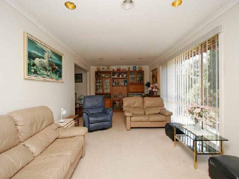 36 Clare Dennis Avenue, Gordon ACT 2906