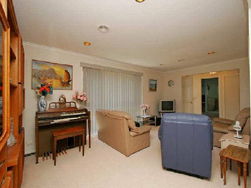 36 Clare Dennis Avenue, Gordon ACT 2906