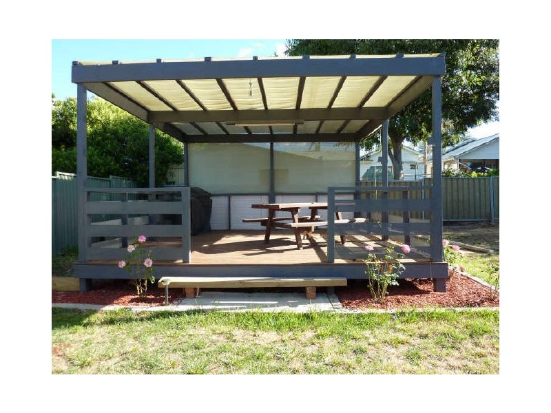 30 Glebe Avenue, Queanbeyan NSW 2620