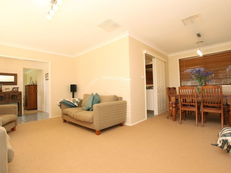 52 Abercorn Crescent, Isabella Plains ACT 2905