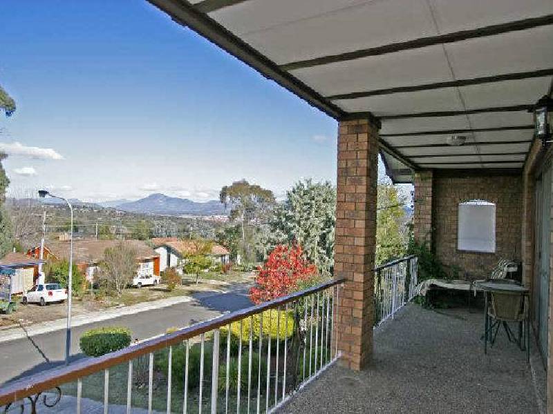 43 Maxworthy Street, Kambah ACT 2902