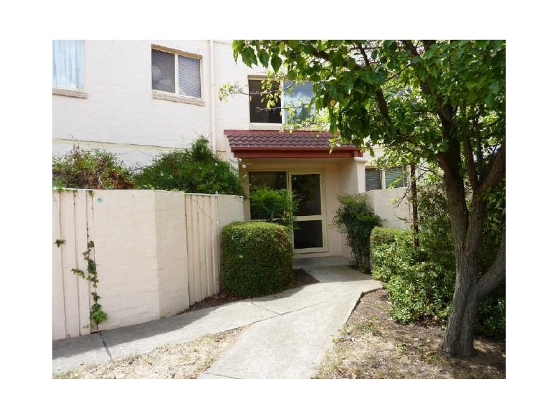 4/11 Tenison Woods Circuit, Bonython ACT 2905