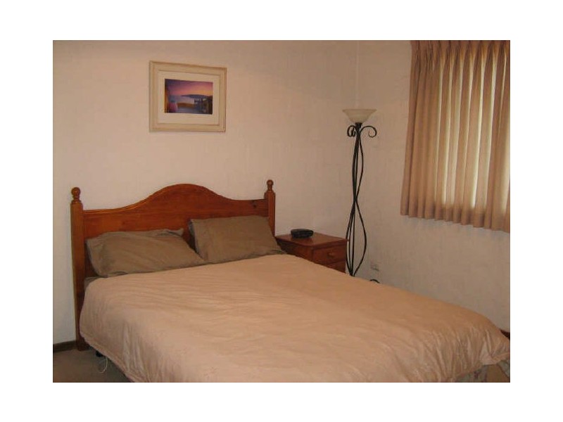 4/11 Tenison Woods Circuit, Bonython ACT 2905