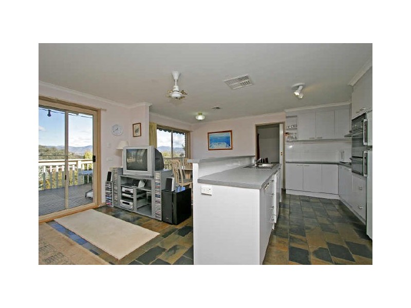 70 Denovan Circuit, Calwell ACT 2905