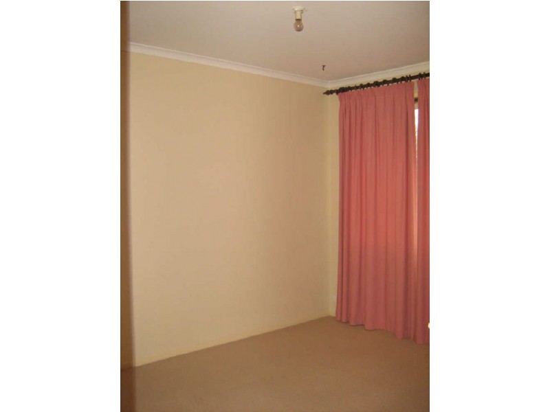 100 Clive Steele Avenue, Monash ACT 2904