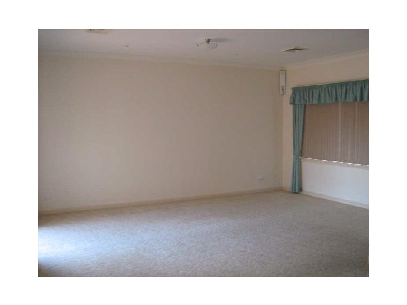 1 Cradle Close, Palmerston ACT 2913