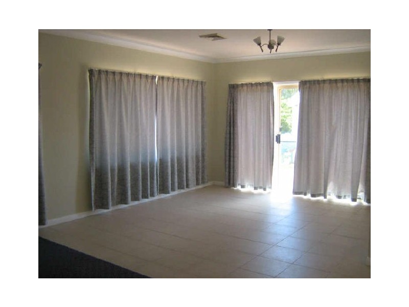 1 Cradle Close, Palmerston ACT 2913