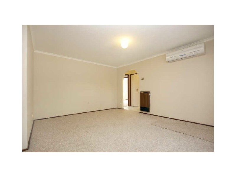 4 Hemmings Crescent, Richardson ACT 2905