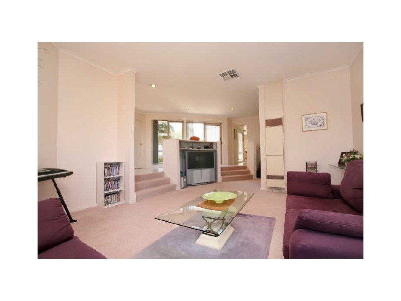 20 Parfitt Crescent, Calwell ACT 2905
