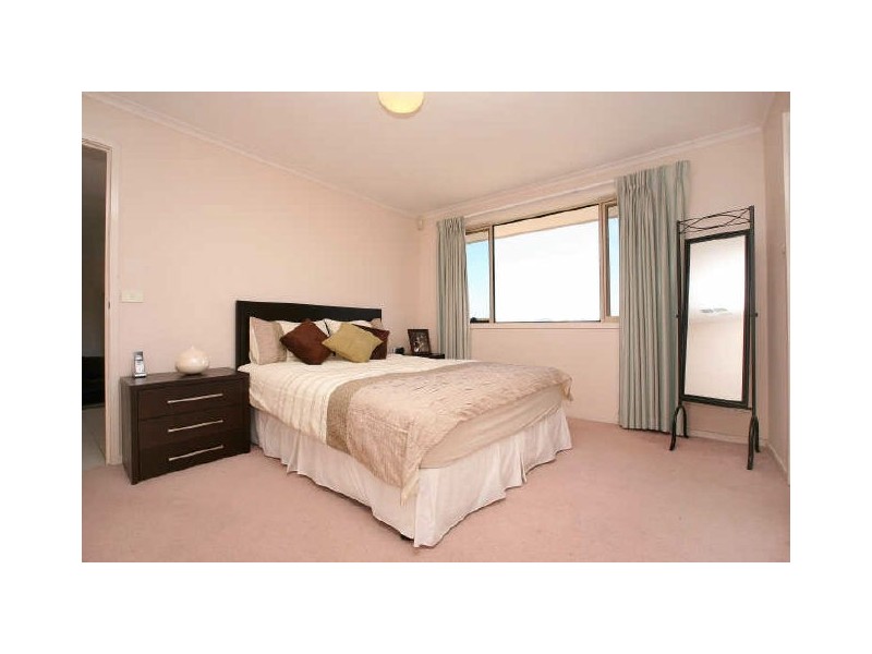 20 Parfitt Crescent, Calwell ACT 2905