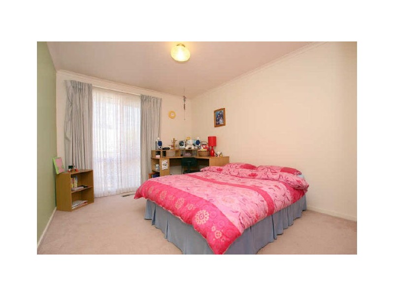 20 Parfitt Crescent, Calwell ACT 2905
