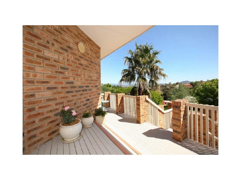 20 Parfitt Crescent, Calwell ACT 2905