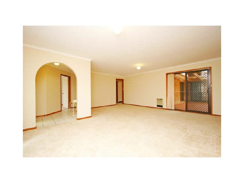 22 Helen Mayo Crescent, Bonython ACT 2905