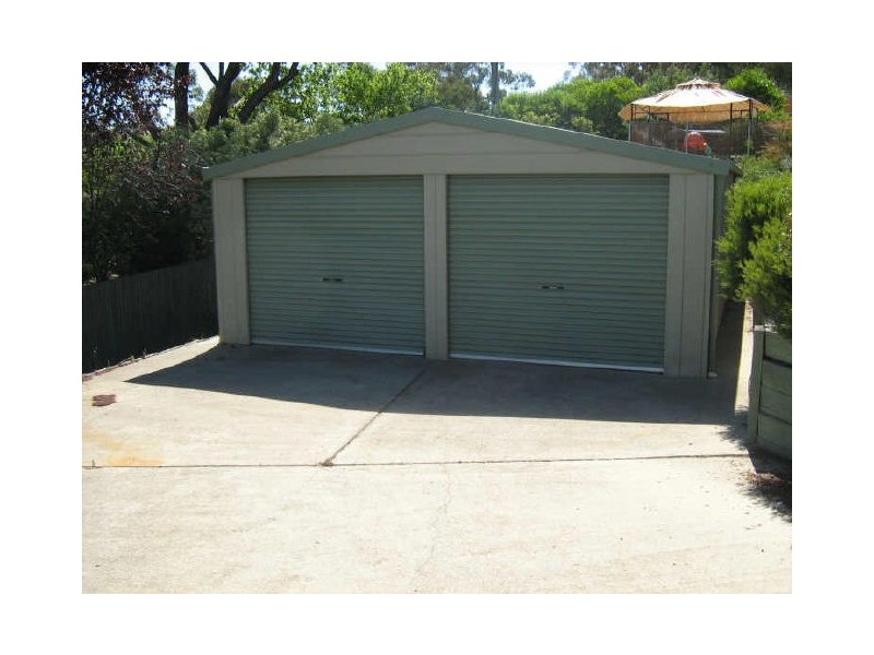 9 Eltham Place, Theodore ACT 2905