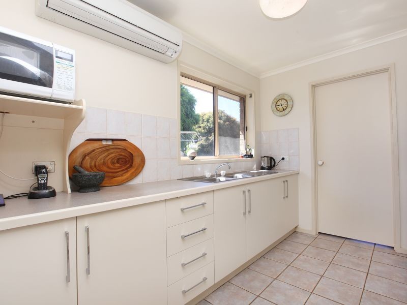 89 Lewis Luxton Avenue, Gordon ACT 2906