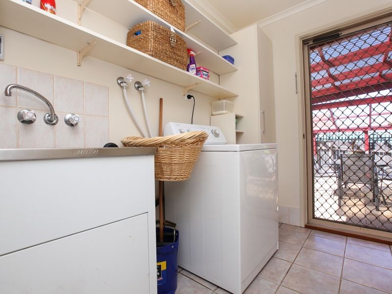 89 Lewis Luxton Avenue, Gordon ACT 2906