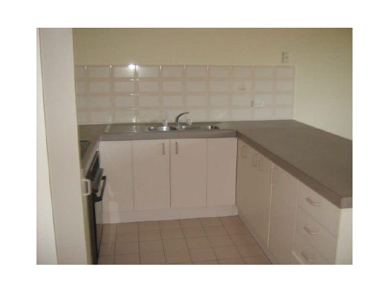 9/30 William Hudson Crescent, Monash ACT 2904