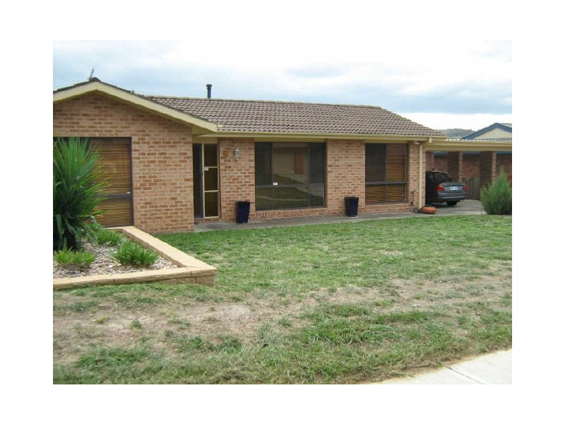 11 Benson Crescent, Calwell ACT 2905