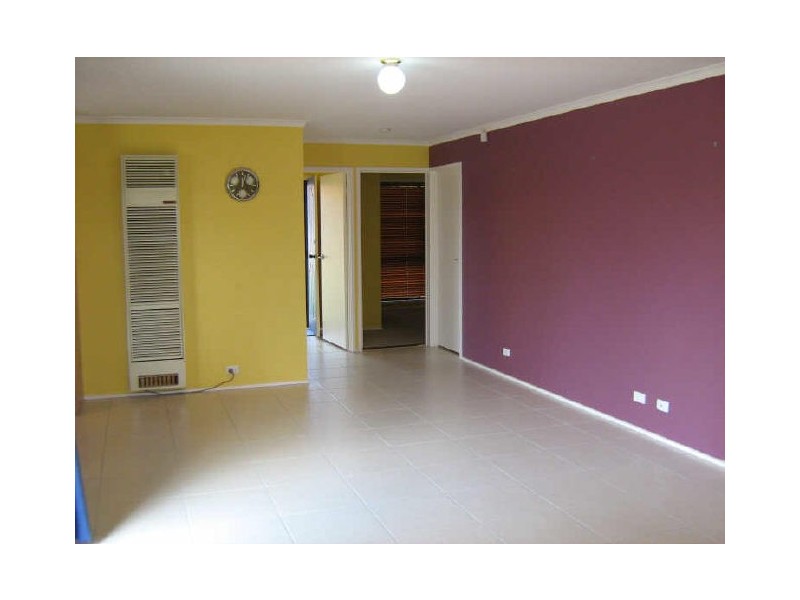 11 Benson Crescent, Calwell ACT 2905