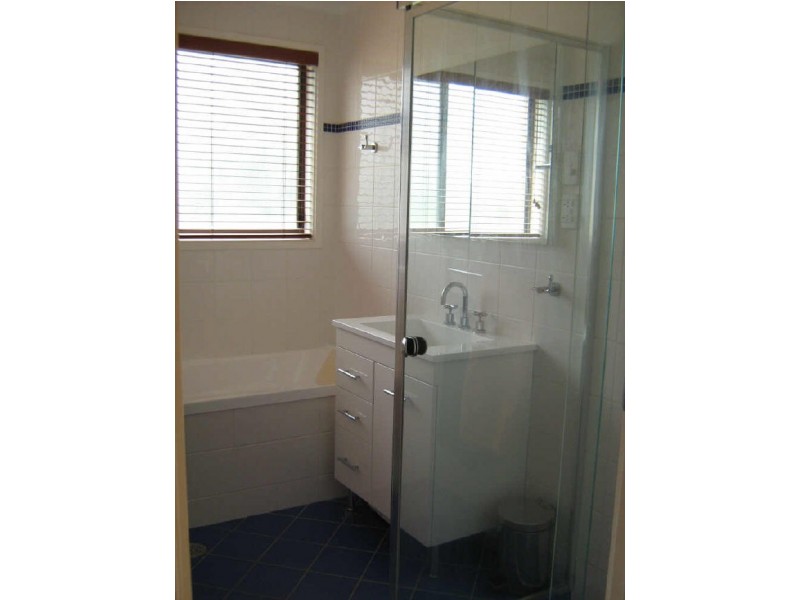 11 Benson Crescent, Calwell ACT 2905
