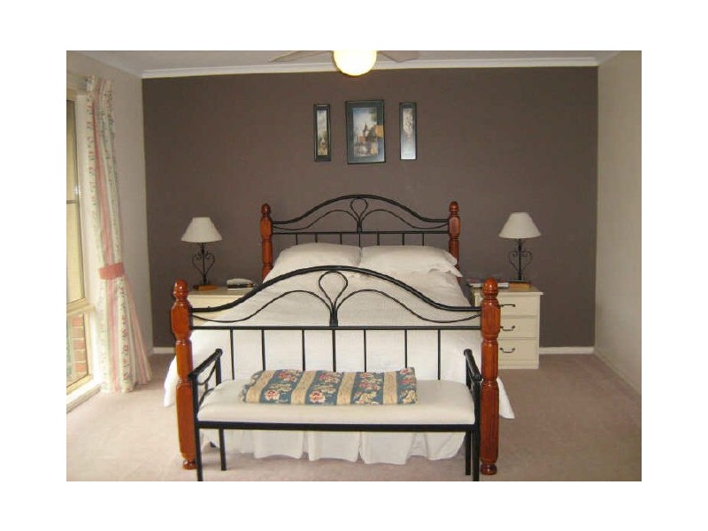 31 Eaglemont Retreat, Conder ACT 2906