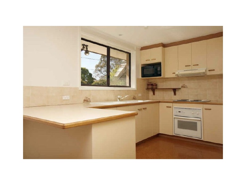 10 Amos Place, Kambah ACT 2902