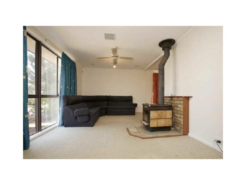 10 Amos Place, Kambah ACT 2902