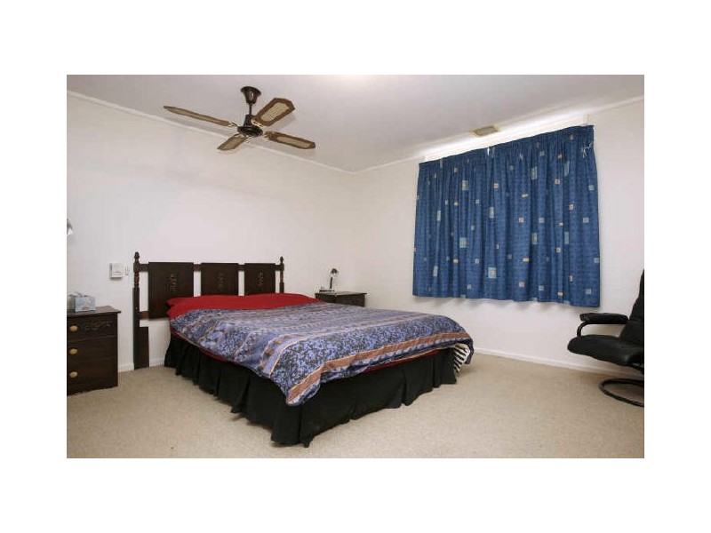 10 Amos Place, Kambah ACT 2902