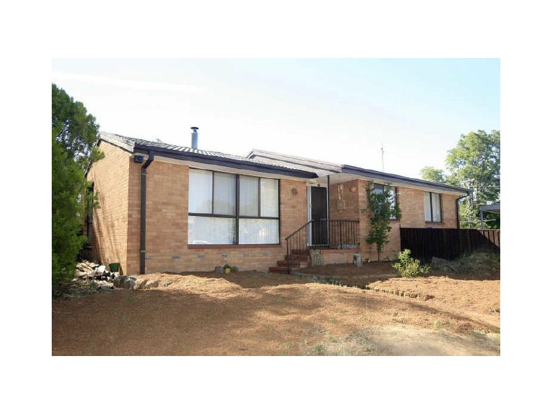10 Amos Place, Kambah ACT 2902