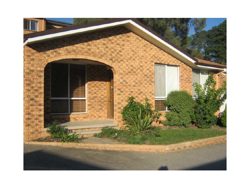 13/10-12 Booth Street, Queanbeyan NSW 2620