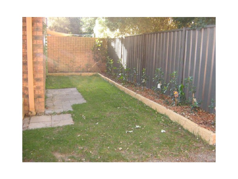 13/10-12 Booth Street, Queanbeyan NSW 2620