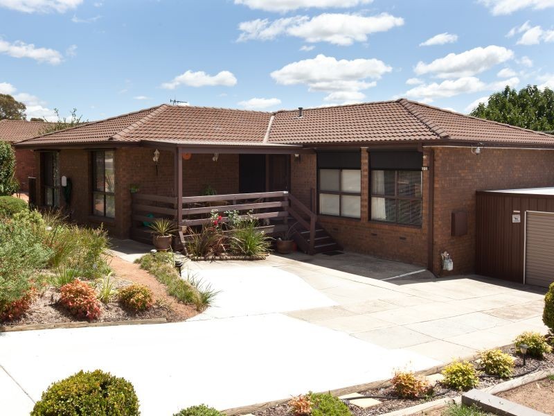 121 Outtrim Avenue, Calwell ACT 2905