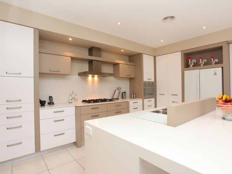 19 Myrtle Close, Jerrabomberra NSW 2619