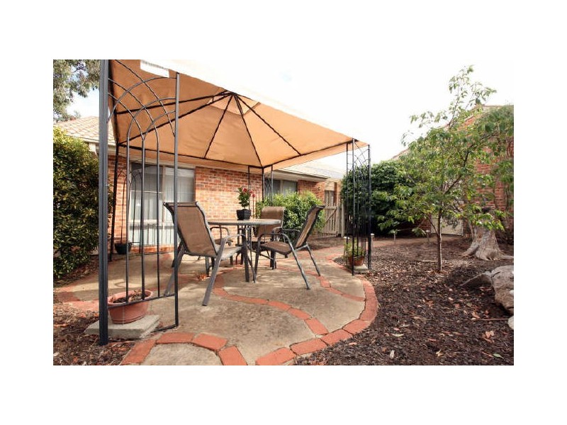 6/8 Wilson Crescent, Banks ACT 2906